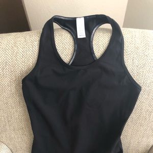 Ivivva Girl (Lululemon) Black tank size 10